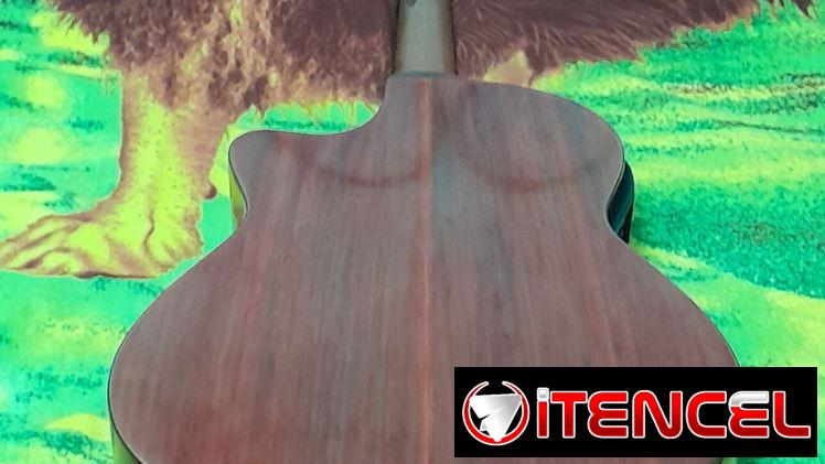 Guitarra yhamaha electroacústica