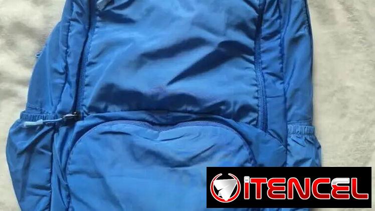MOCHILA ESTILO BOLSITA. Ligera y practica. US$13.00 — foto 2