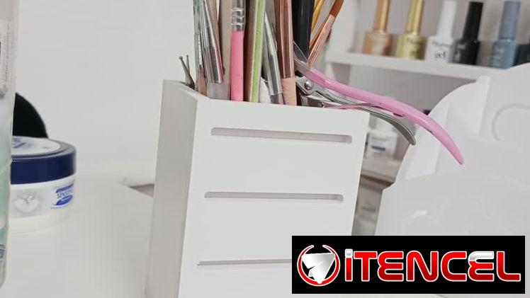 Esmaltero de pared y de mesa, cubo para pinceles — foto 2