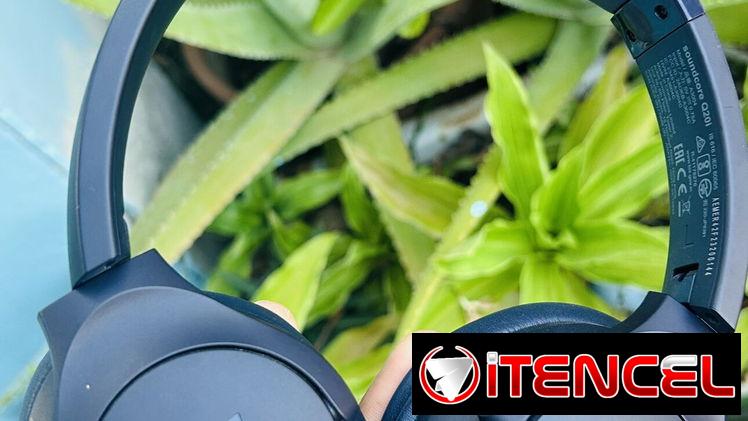 Audífonos Soundcore 20Qi con cancelación de ruido y sonido envolvente