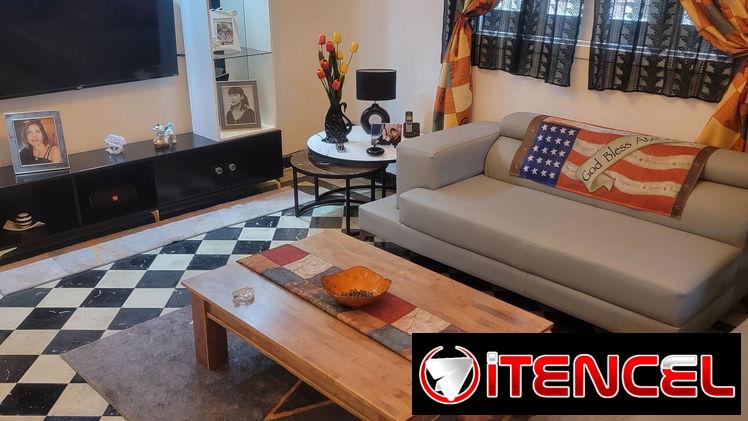 Preciosa casa en Playa La Sierra precio negociable con 4/4 3 baños y garaje — foto 2
