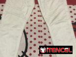 Putusas nuevo veiz talla  34. Camisa de  mezclilla talla L . Pitusa blanco talla  30.