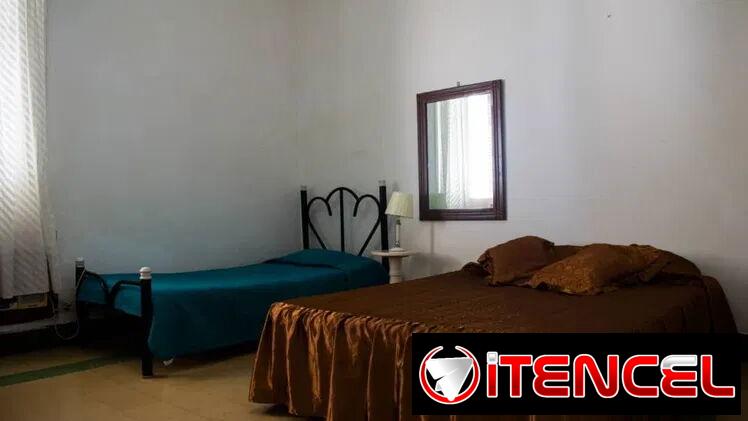🏤Apartamento de renta tiempo indefinido 2 habitaciones en Vedado con respaldo energético VED-015 — foto 3
