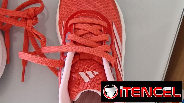 Adidas Run Falcon 3.0 K Salmón – ¡Comodidad y Estilo para los Peques!