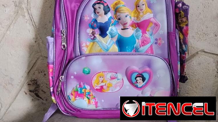 Mochilas con cartucheras(20usd) — foto 1