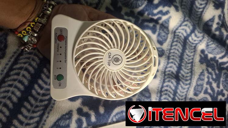Mini ventilador usb recargable, con pila de litio externa y posibilidad de cambiarla fácilmente — foto 3