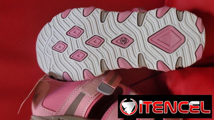 Sandalias rosa para niña — foto 3