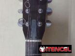 Guitarra electroacústica Yamaha