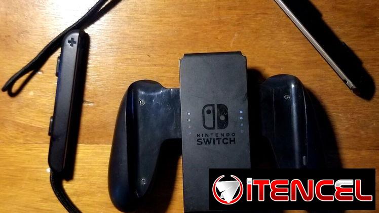 Se venden juntos Joy-Con Grip + Joy-Con Strap NINTENDO SWITCH