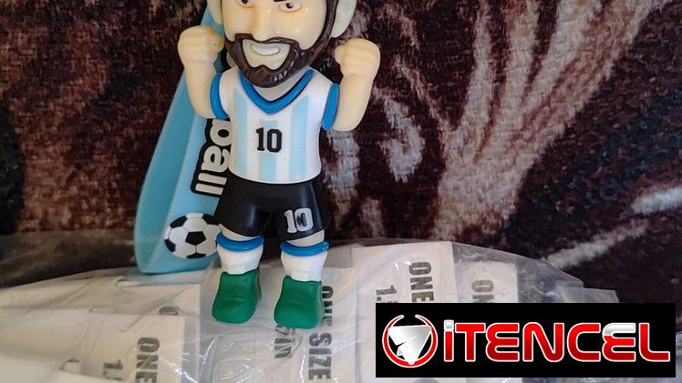 Llaveros con participantes de futbol en 2.5 usd
