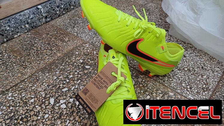 Nike tiempo con su etiqueta original de la tienda de Nike #44.5 y #46 — foto 2