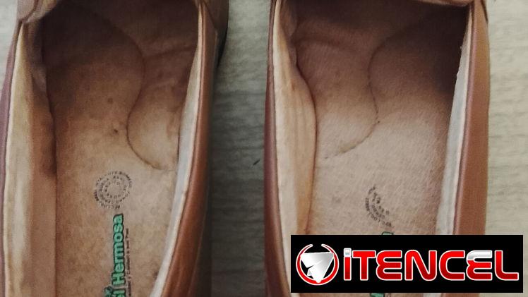 Mocasines de mujer de piel y sandalias de mujer — foto 1