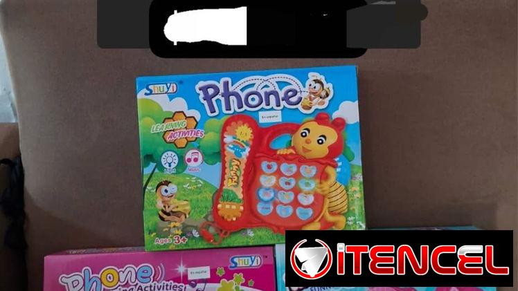 Teléfonos de juguete