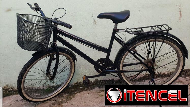 Bicicleta 24 de uso pero camina perfectamente lsiata para usar