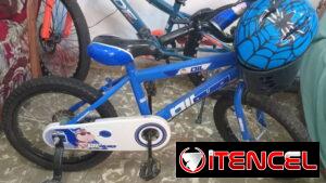 bicicleta de niño , nueva de paquete