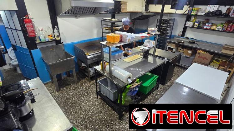 Vendo Cafetería funcionando con todo dentro