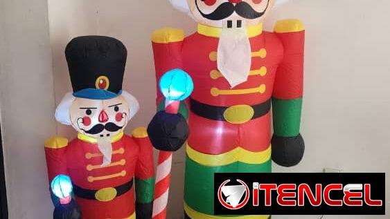 Cascanueces inflable de Navidad. (NGV) — foto 1
