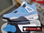 Jordan 4 Retro University Blue #42 Precio 75 usd VEDADO
