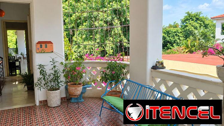 Se vende apartamento de 3 habitaciones en Miramar, Playa.