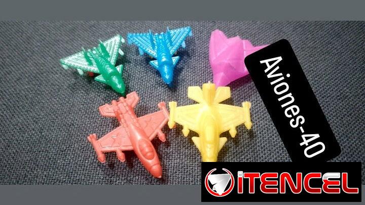 Juguetes para piñatas y bolsitas de regalo — foto 2