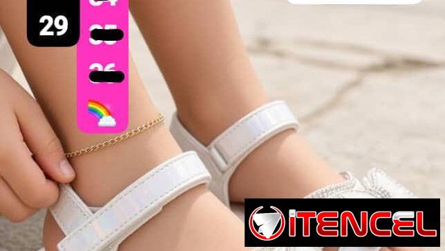 Lindas sandalias de niñas — foto 3
