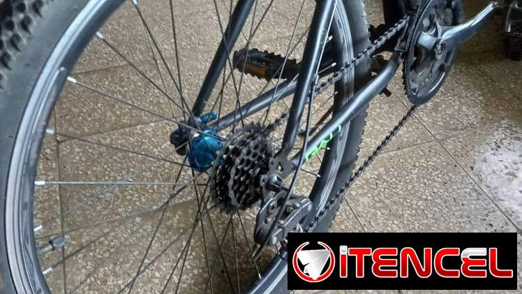 VENDO BICICLETA 24 CASI NUEVA 100usd — foto 3