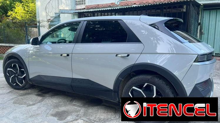 Hyundai IONIQ 5 2024 P0660-AV013 — foto 3