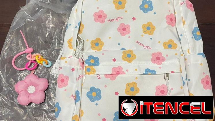 Hermosa mochila floreada ideal para estudiantes y para el manejo diario. — foto 2