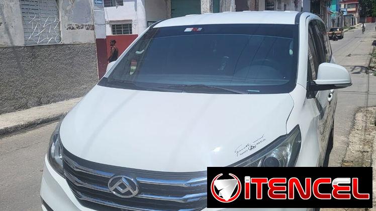 MICROBUS MAXUS G10