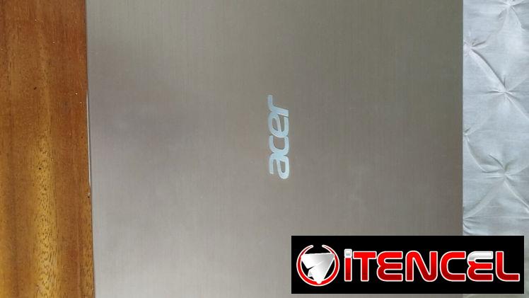 Vendo laptop Acer