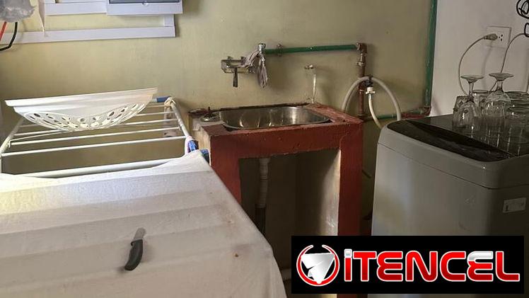 🏡 CASA COLONIAL DE 2 PLANTA EN LA HABANA VIEJA – PRECIO DE VENTA AJUSTABLE🏠