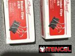 Clips o pinzas para trabajo de oficina, escolar, etc