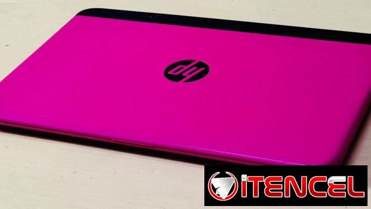 Laptop HP 14 pulgadas HD rosada — foto 3