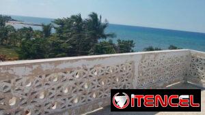 J Casa de renta en Playa Baracoa muy cerca del mar. Alquiler de casa en la playa. BAR-002