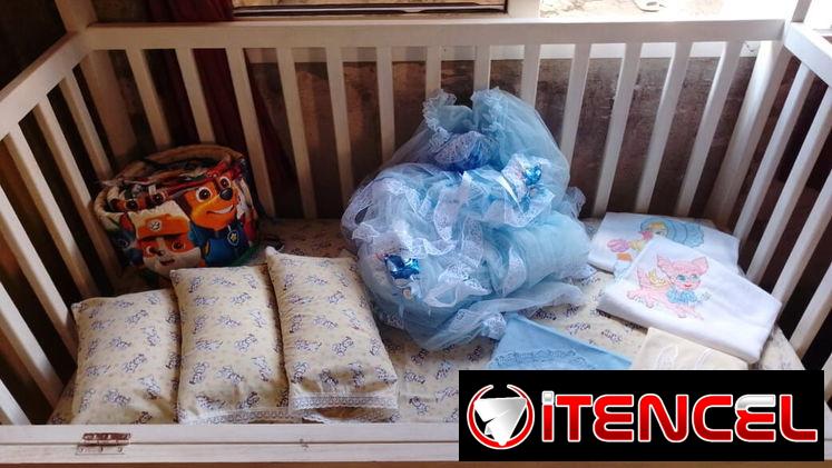 Cuna para bebé> 1 mosquitero de lanzadera >3 almuadas > 3 pañales y el protector de la cuna $ 60 usd o 50mil peso — foto 1