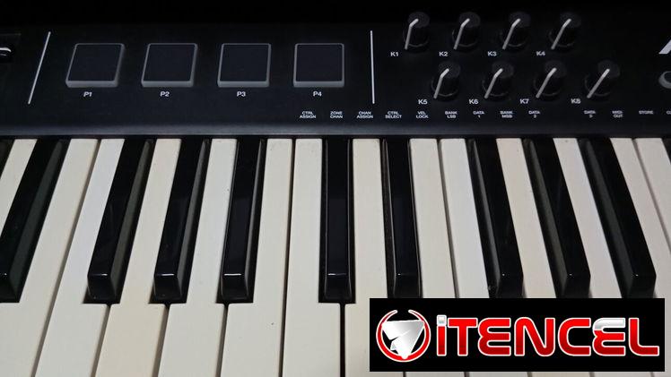 Teclado Controlador MIDI Alesis QX49 — foto 2
