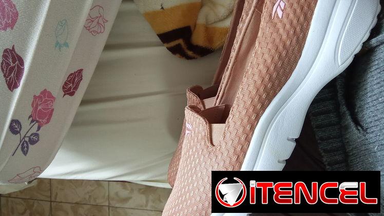 Tennis de mujer — foto 1