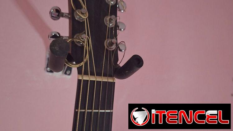 Guitarra Baby Taylor BT1 electroacústica — foto 2