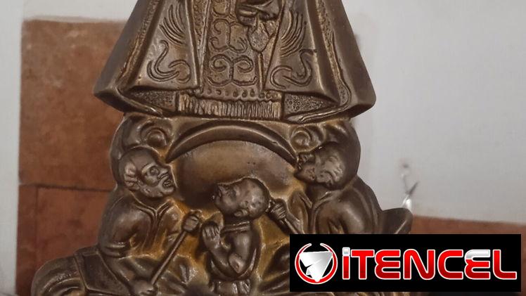 Santa Bárbara y caridad del cobre entre otras cosas