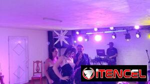Quieres tener una fiesta de 15 con buena musica, animacion, luces humo y panatalla escribenos