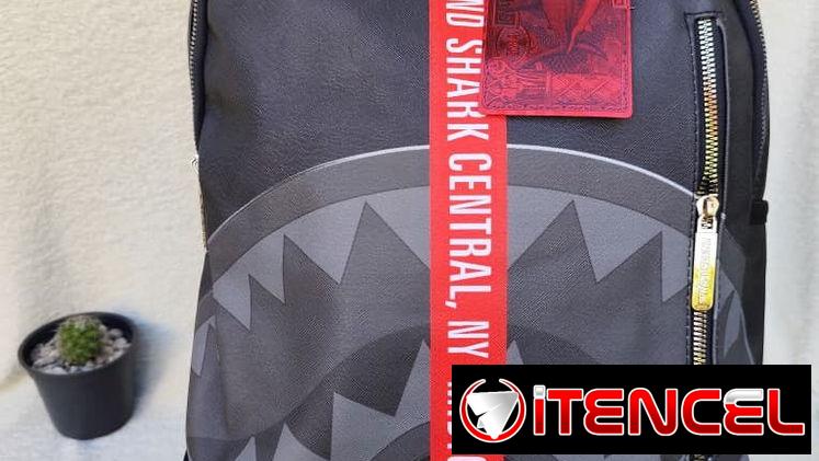 Mochilas SPRAYGROUND ORIGINALES — foto 4