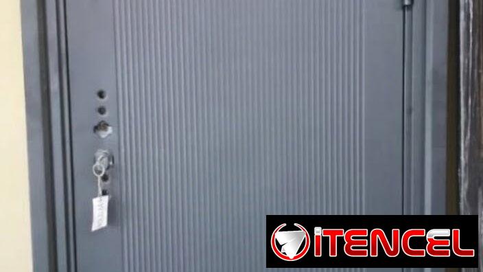 🆕️ Nueva Mercancía 🚪Puerta para interior o exterior ↕️Medida: 210x90 cm 💵 venta Habana — foto 3