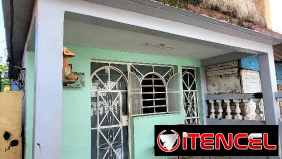 Biplanta en Venta, Lisa