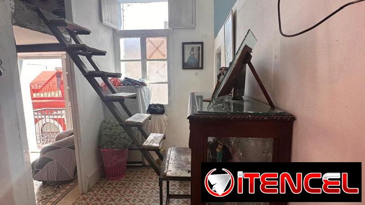 Vendo apartamento en Centro Habana a una calle de la avenida de Reina detrás de la tienda Yumuri — foto 2