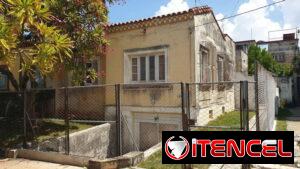 Casa independiente en miramar de 2 cuartos y 2 baños.