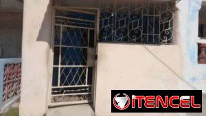 🏡 *CASA INDEPENDIENTE EN MARIANAO 2 NIVELES*