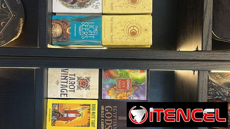 Vendo cartas / mazos de Tarot y oráculos NUEVOS 10USD — foto 2