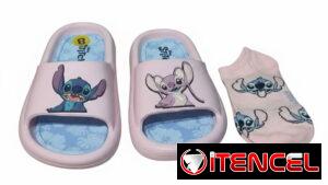 Par de Sandalias Stitch + 2 pares de Medias Stitch + 3 Llaveros Stitch