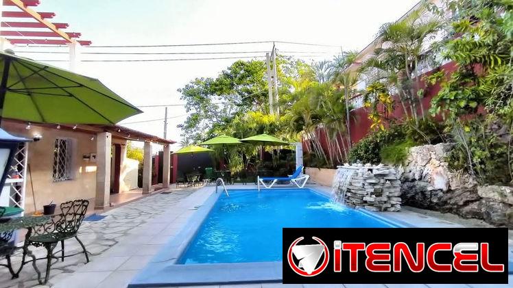 🏡 Casa en Renta con Piscina – ¡A SOLO 80 m de la Playa! 🌊 — foto 1
