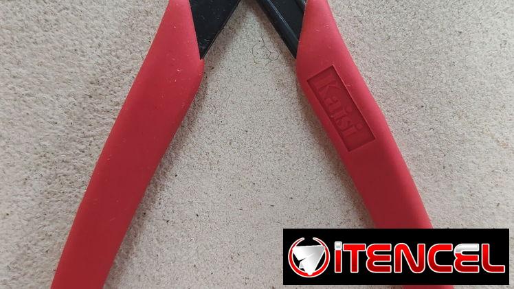 Pinza de corte para electricistas. — foto 2